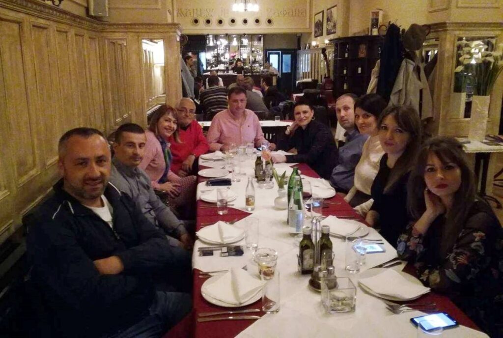 18296847_1632717490091353_1735575755_o