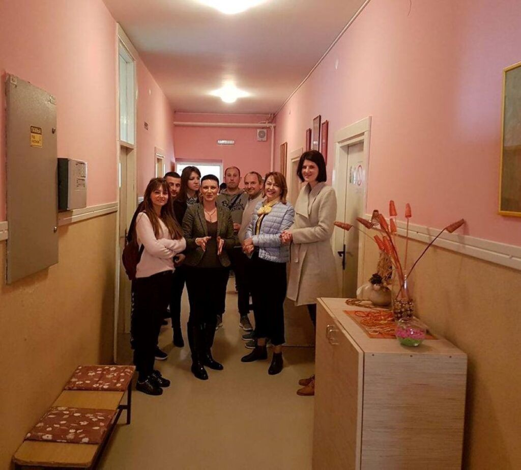 18297088_1137577689720902_1036989711_o