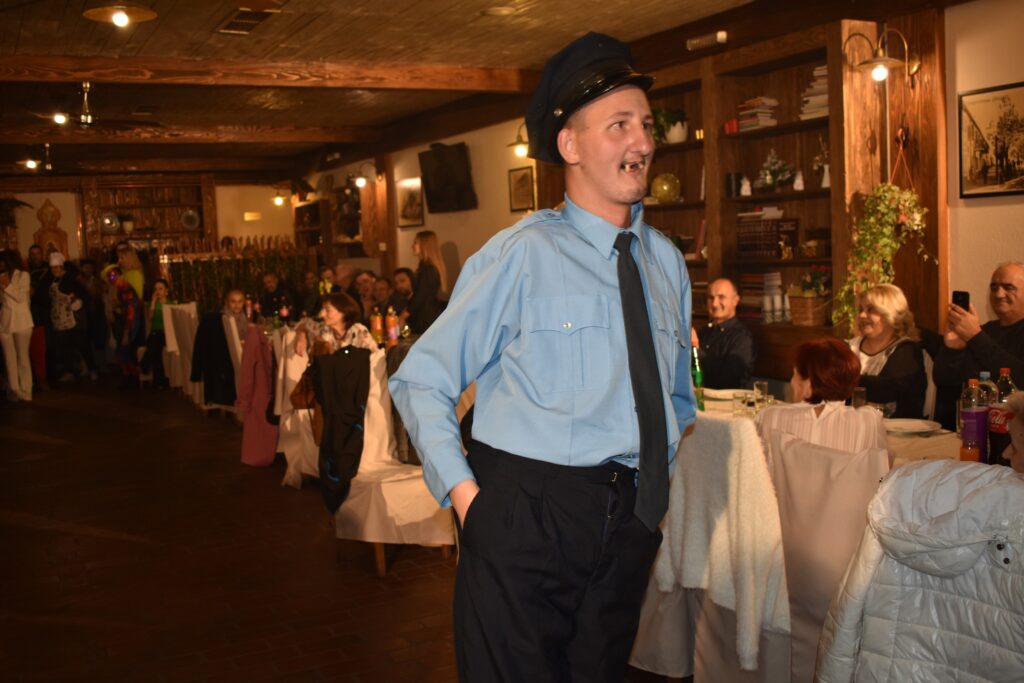 317844007_5926239907399207_2118098393607736185_n