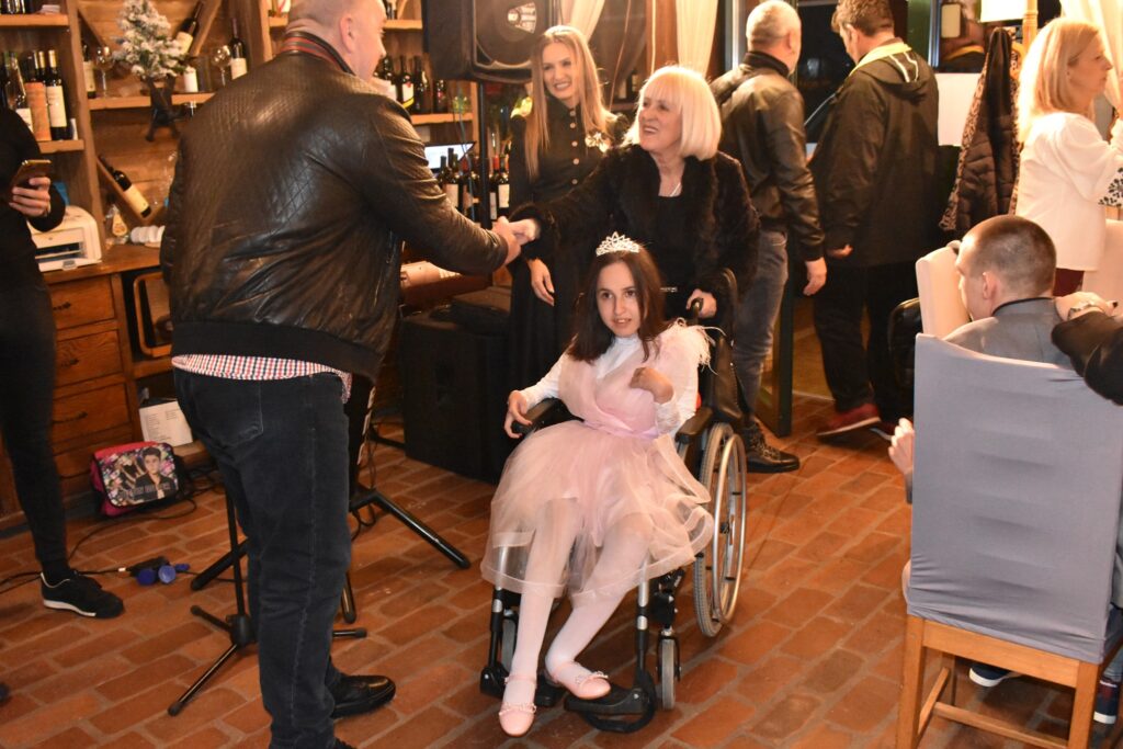 317906840_5926242284065636_2000141857532139793_n