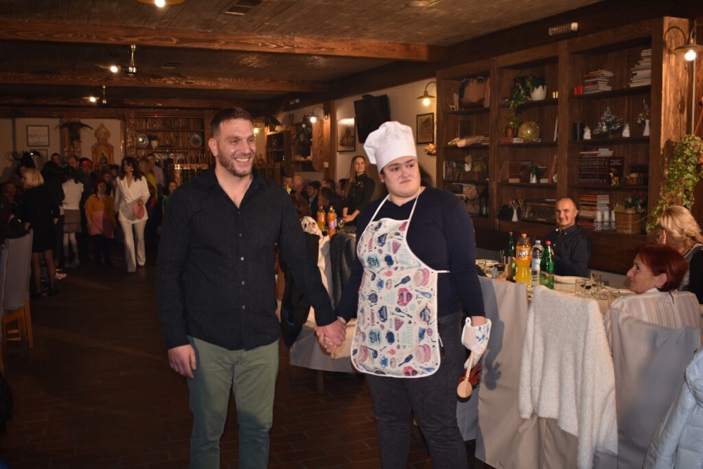 317940824_5926245214065343_5222653312826921637_n