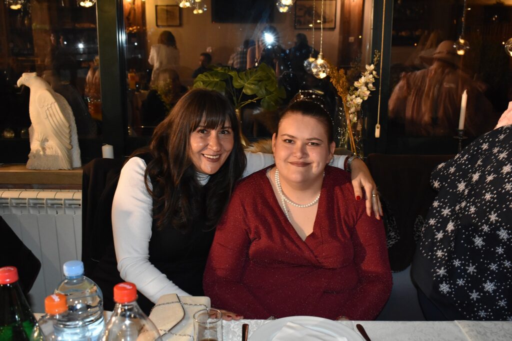 318156742_5926245100732021_1986558734504181049_n