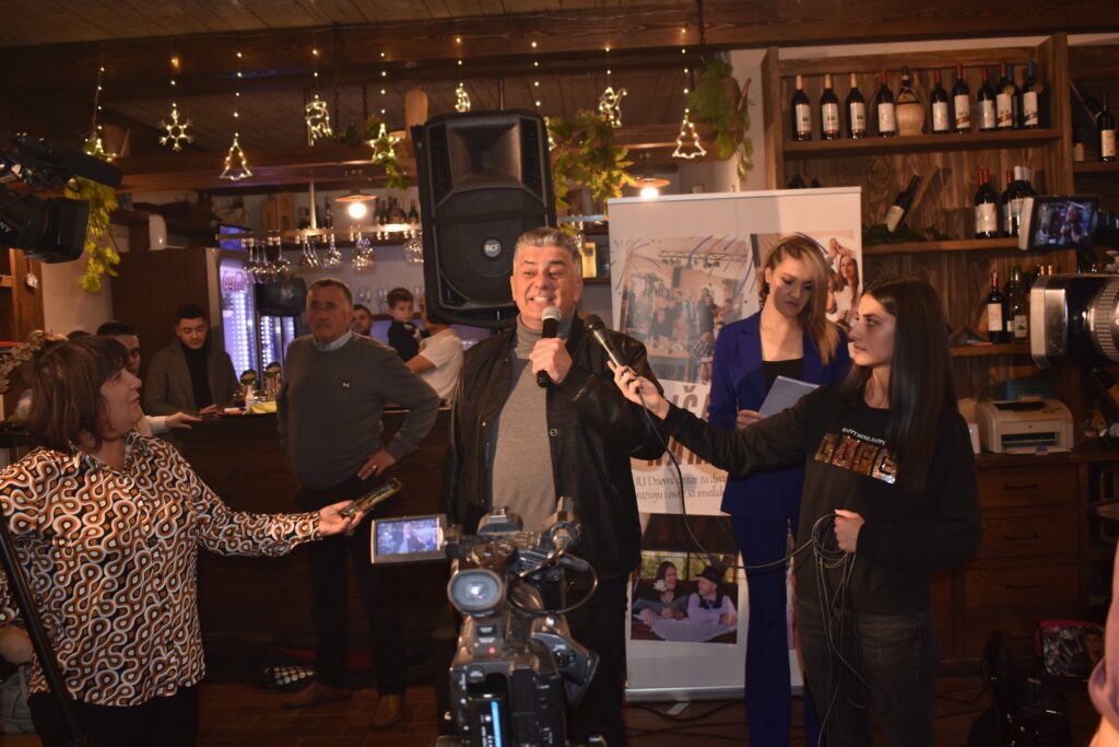 318322727_5926242027398995_928301810199000752_n